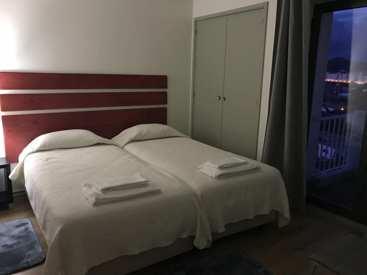 Apartamentos Solmar 15º Πόντα Ντελγκάντα Εξωτερικό φωτογραφία