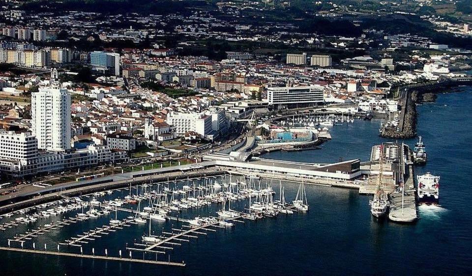Apartamentos Solmar 15º Πόντα Ντελγκάντα Εξωτερικό φωτογραφία